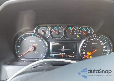 2015 Chevrolet Silverado 1500 1Lt z USA, uszkodzony, nr VIN 3GCUKREC1FG150559